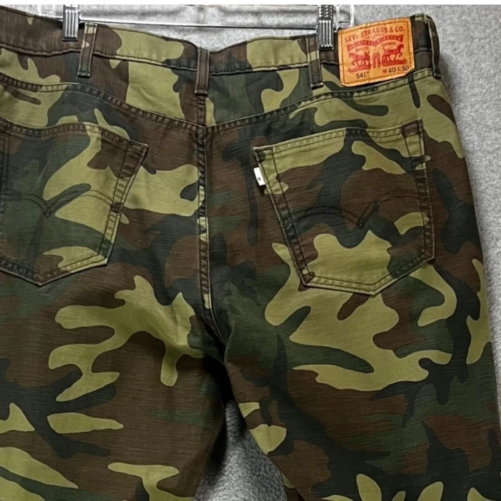 Levi's Pants 541 Athletic Taper Mens 40x29 Camo Cotton Streetwear Military